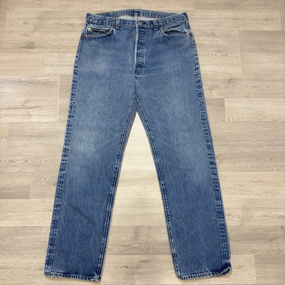 Vintage 1983 Levi's 501 Jeans Mens 34x32 Blue USA Made Button Fly Red Tab